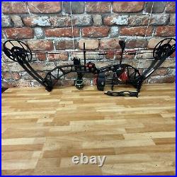 BlackOut Epic X2 Compound Bow Package / 55-70 lbs. Right Handed