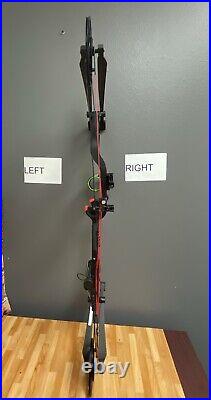 BlackOut Epic X2 Compound Bow Package / 55-70 lbs. Right Handed