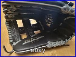 SSK Black Line Right Hand Throw Base Ball Glove 11.75